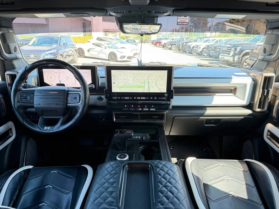 2025 GMC Hummer EV - Image 2 of 19