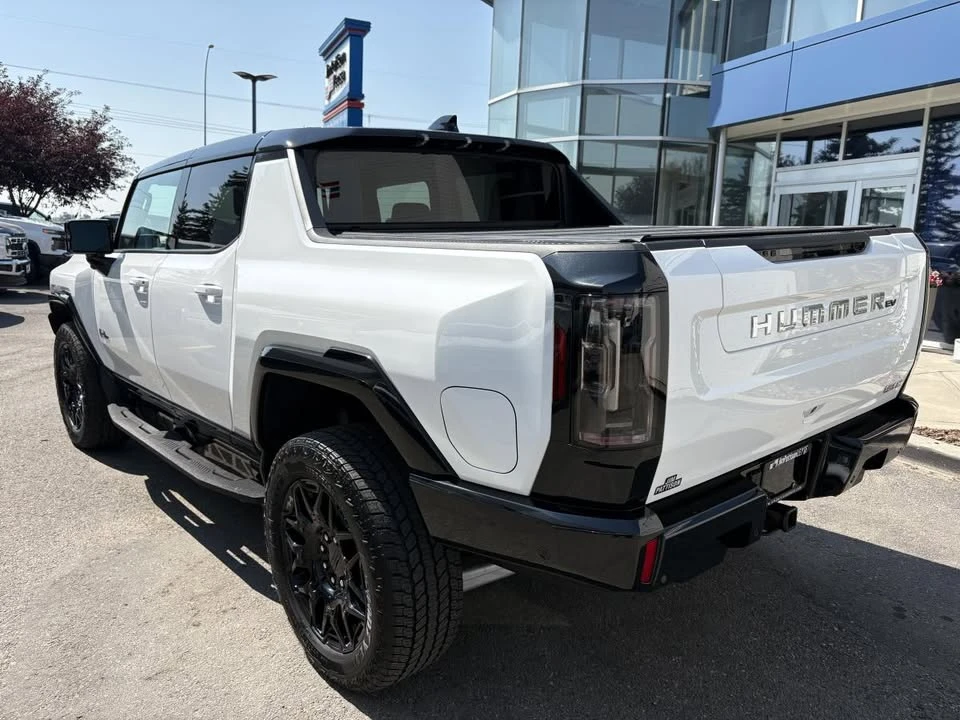 2025 GMC Hummer EV - Image 3 of 10