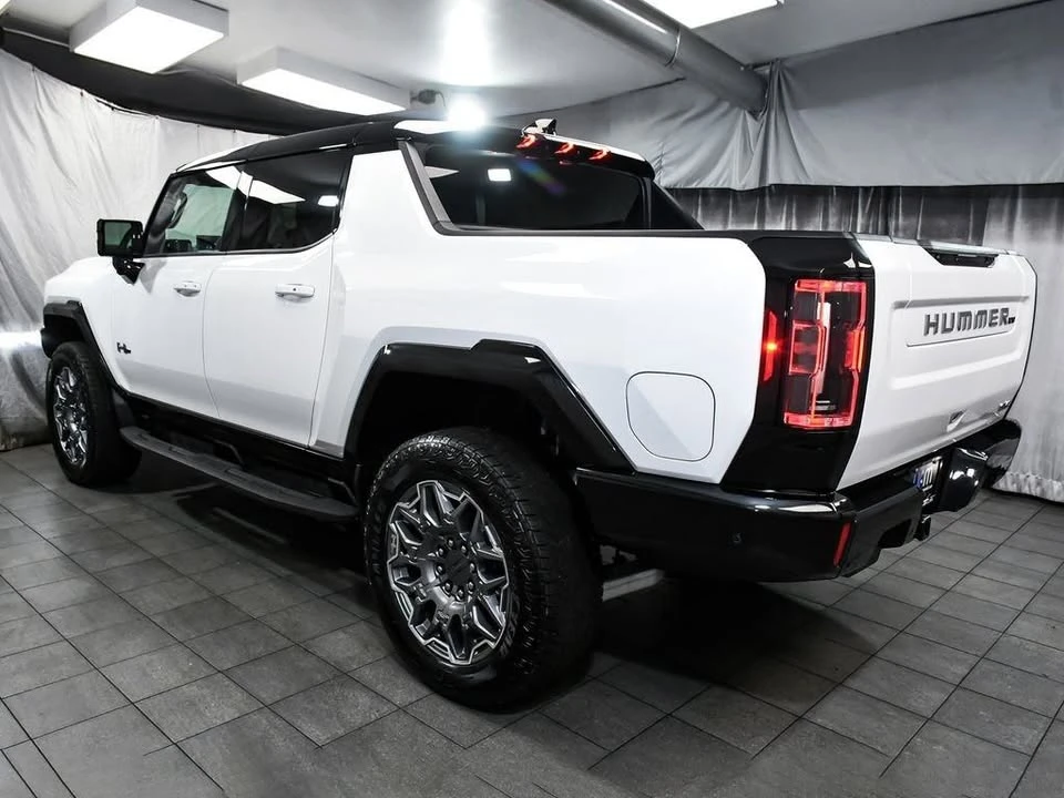 2025 GMC Hummer EV - Image 4 of 20