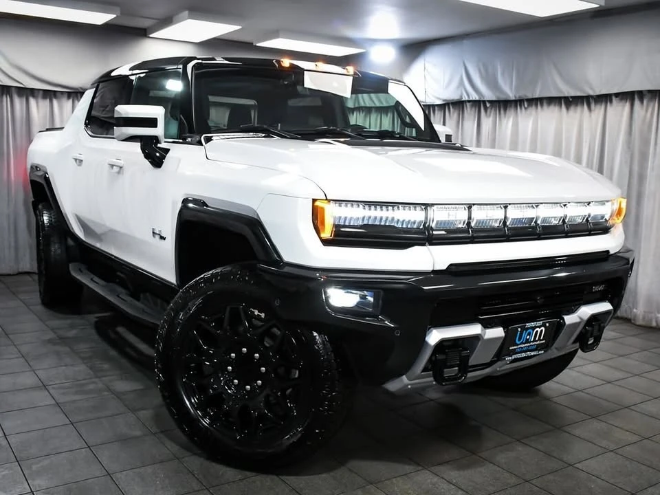 2025 GMC Hummer EV - Image 3 of 20