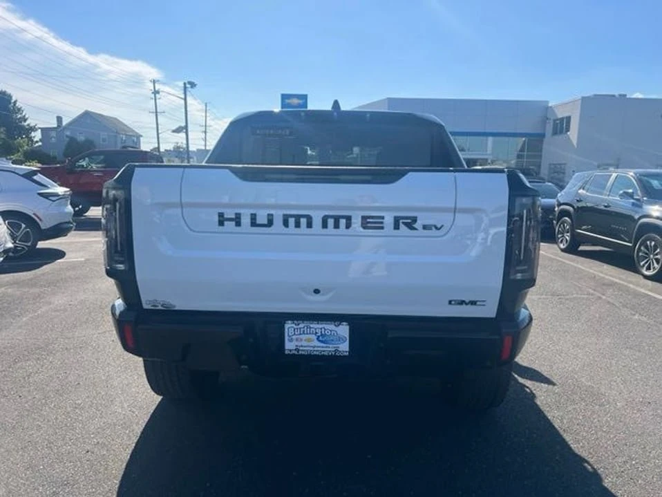 2025 GMC Hummer EV - Image 7 of 20