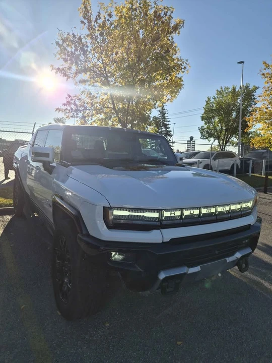 2025 GMC Hummer EV - Image 2 of 14