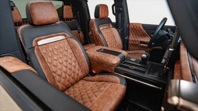 2025 GMC Hummer EV - Image 28 of 31