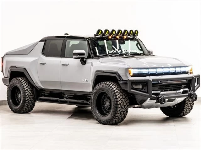 2025 GMC Hummer EV - Image 3 of 31
