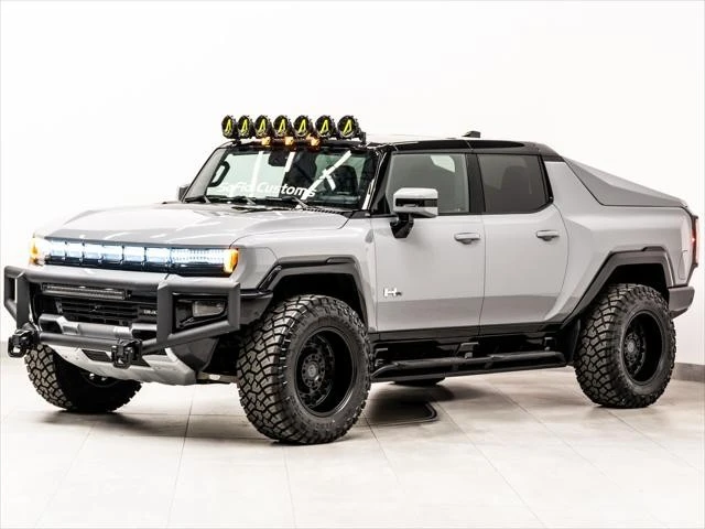 2025 GMC Hummer EV - Image 6 of 31