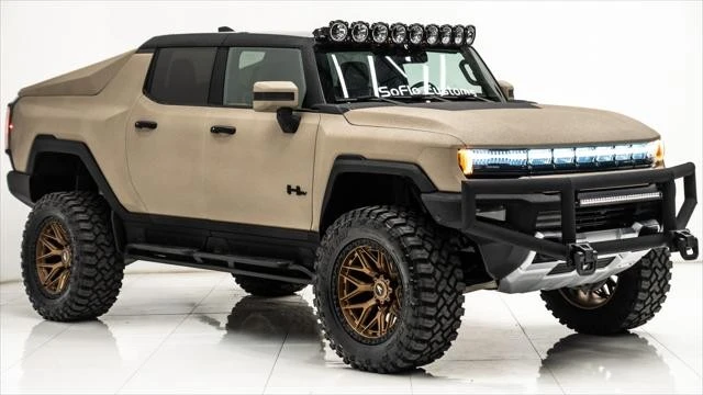 2025 GMC Hummer EV - Image 6 of 21