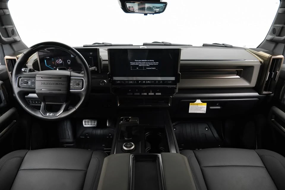 2025 GMC Hummer EV - Image 7 of 20