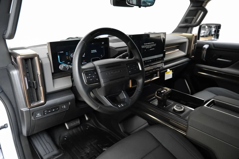 2025 GMC Hummer EV - Image 20 of 20