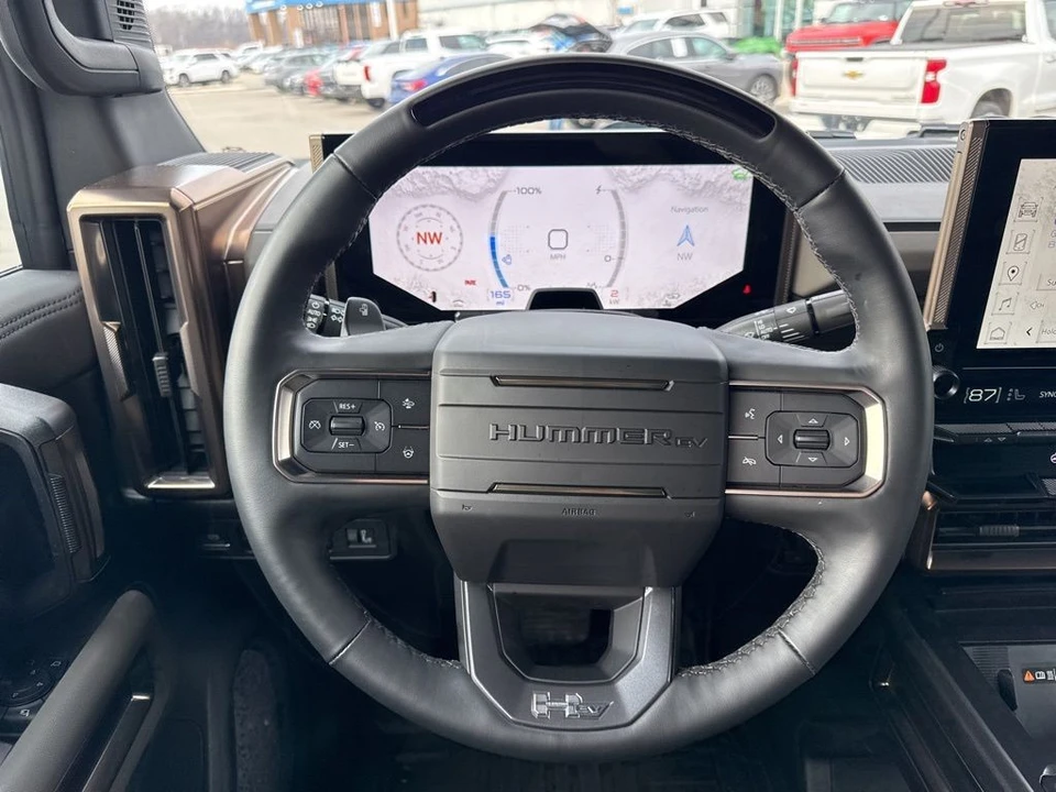2025 GMC Hummer EV - Image 15 of 21