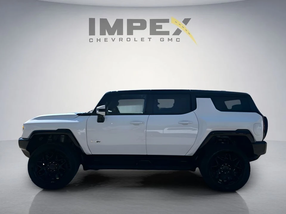 2025 GMC Hummer EV - Image 2 of 31