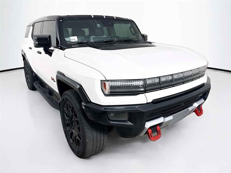 2025 GMC Hummer EV - Image 15 of 19