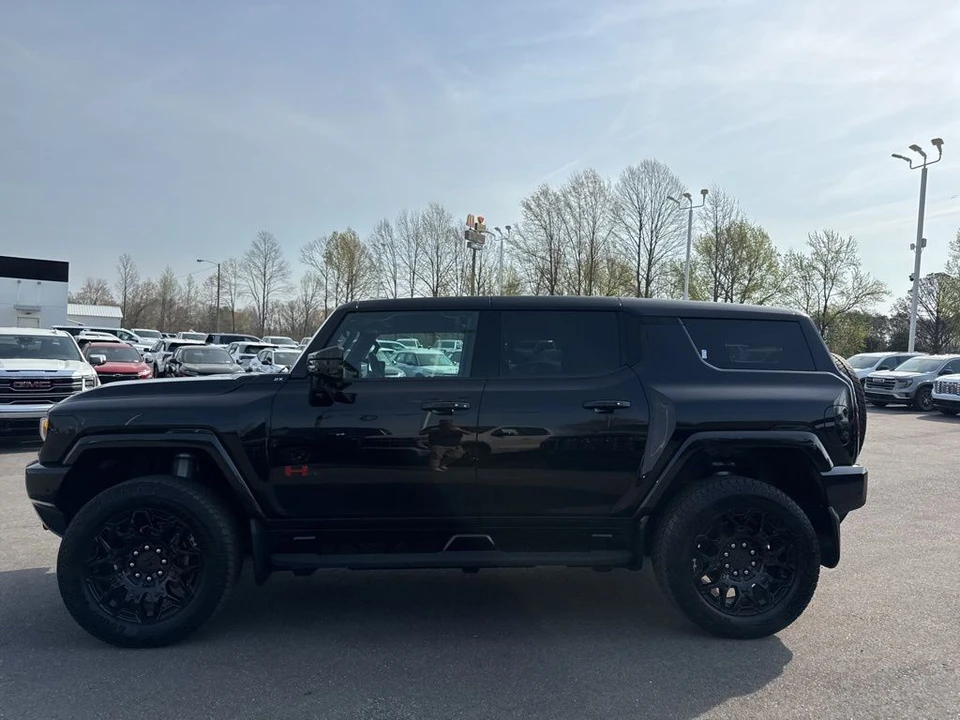 2025 GMC Hummer EV - Image 2 of 21