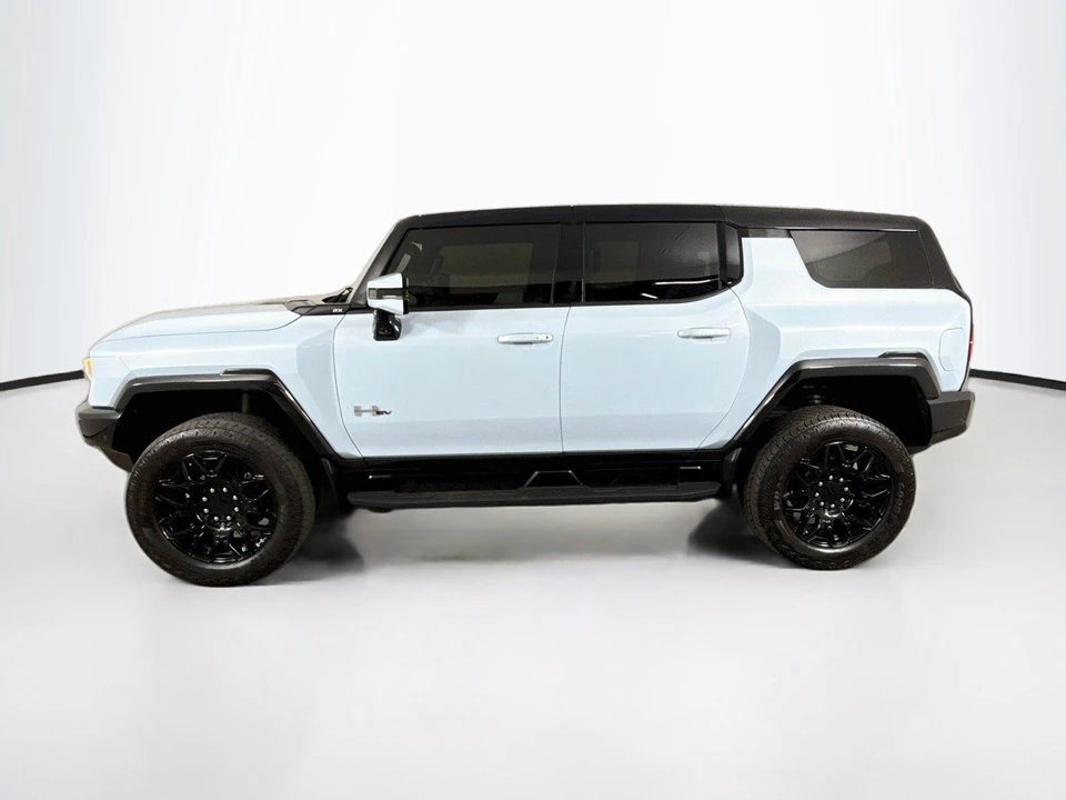 2025 GMC Hummer EV - Image 2 of 23