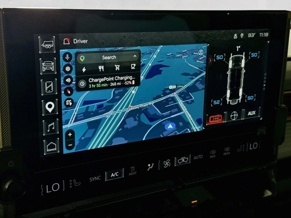 2025 GMC Hummer EV - Image 18 of 23