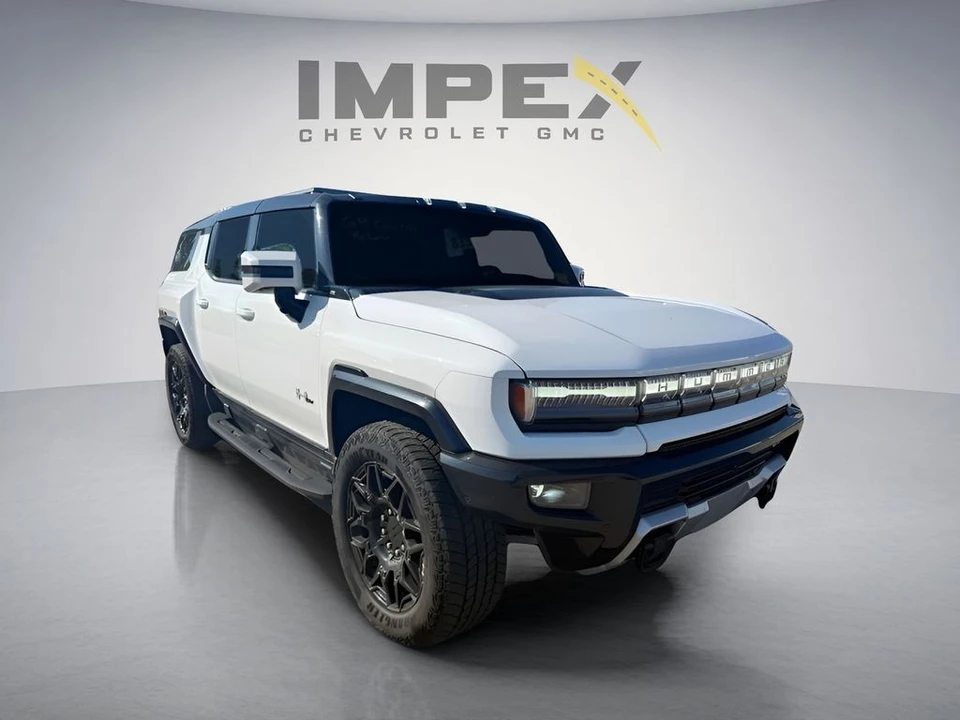 2025 GMC Hummer EV - Image 5 of 10