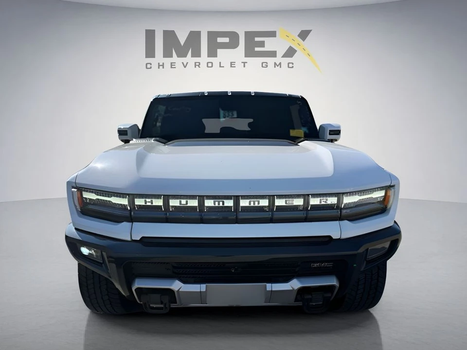 2025 GMC Hummer EV - Image 6 of 10
