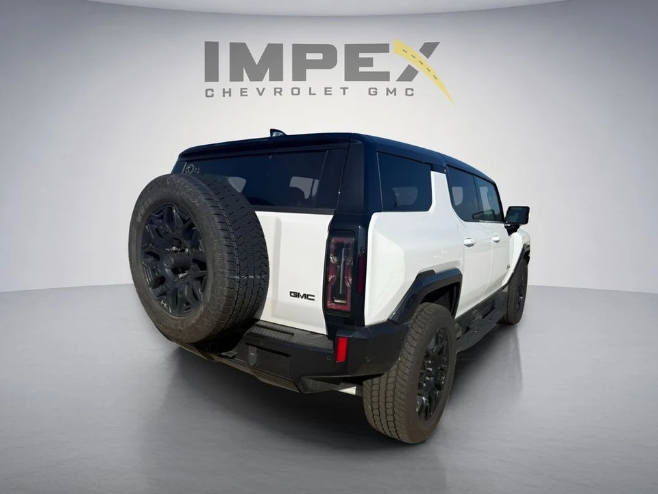 2025 GMC Hummer EV - Image 4 of 10