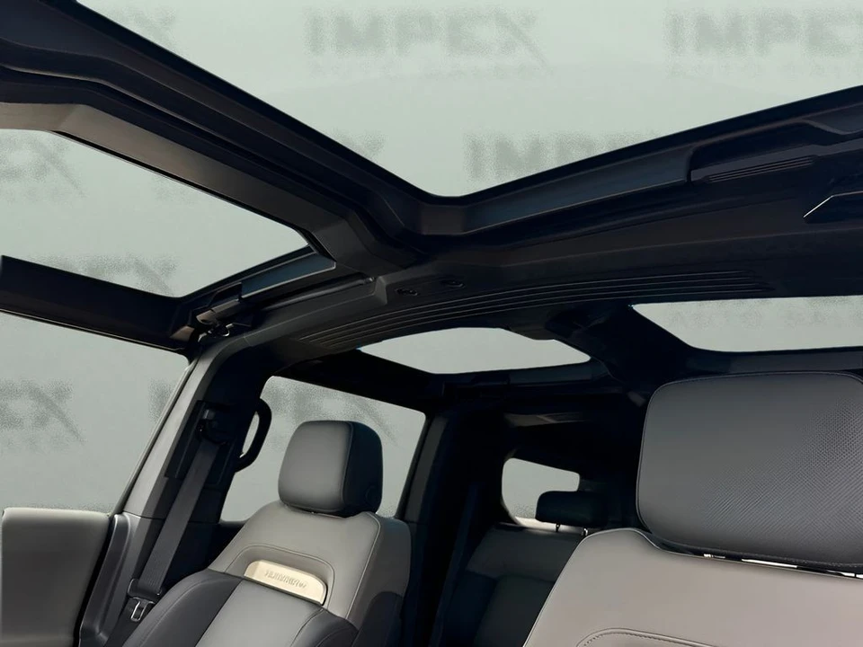 2025 GMC Hummer EV - Image 7 of 9