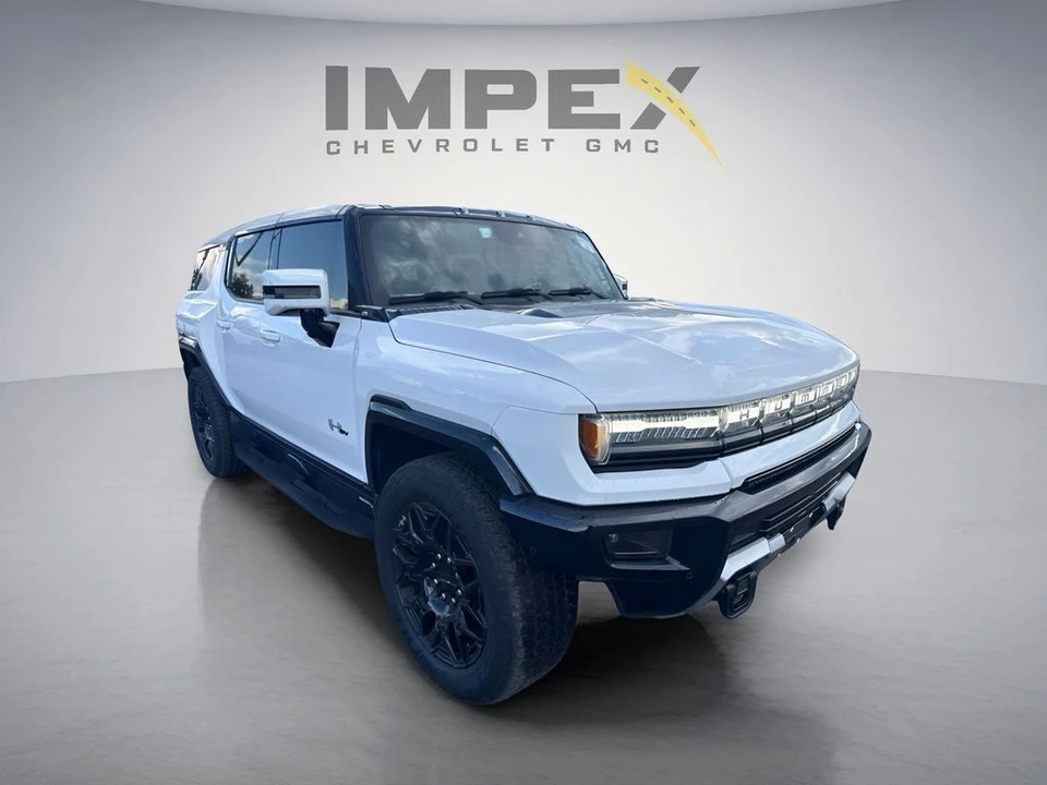 2025 GMC Hummer EV - Image 7 of 17
