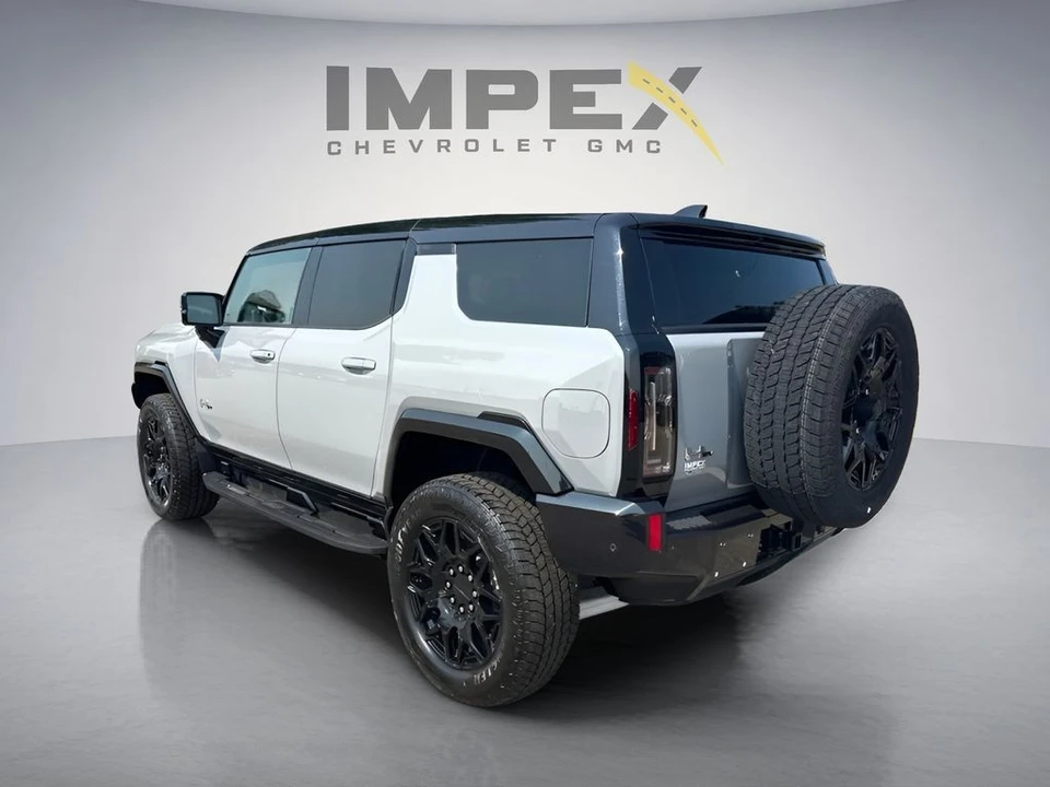 2025 GMC Hummer EV - Image 3 of 31
