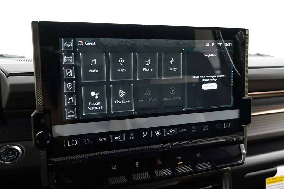 2025 GMC Hummer EV - Image 14 of 20