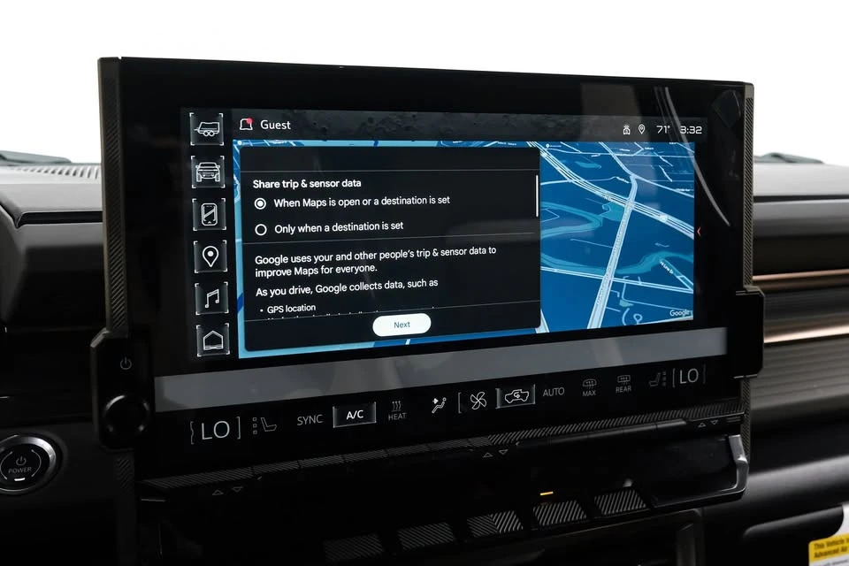 2025 GMC Hummer EV - Image 5 of 20