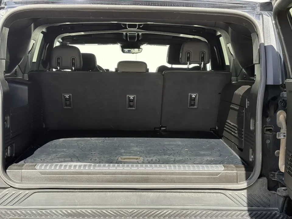 2025 GMC Hummer EV - Image 6 of 20