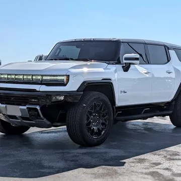 2025 GMC Hummer EV SUV 2X