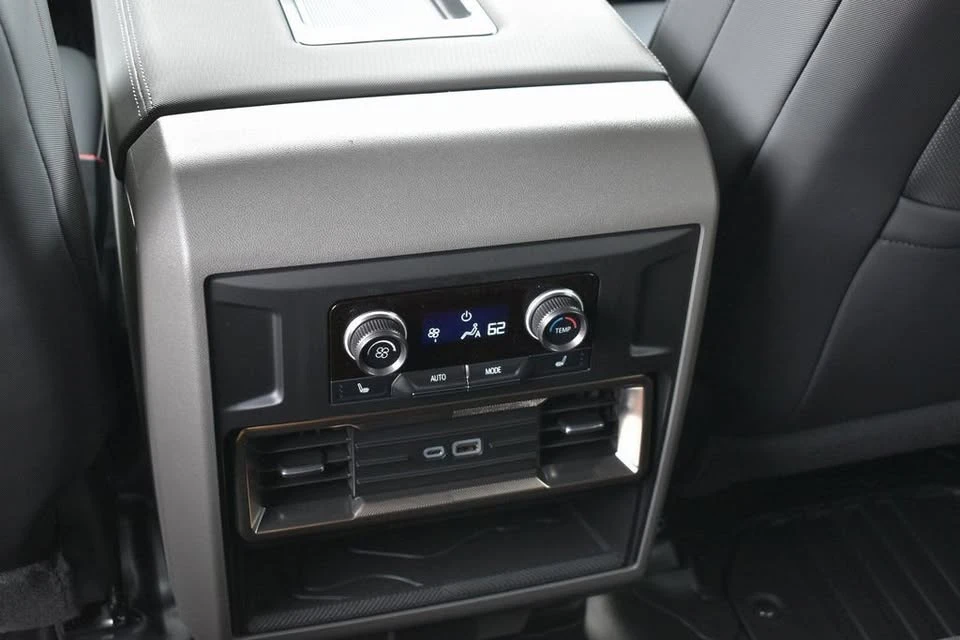 2025 GMC Hummer EV - Image 20 of 20