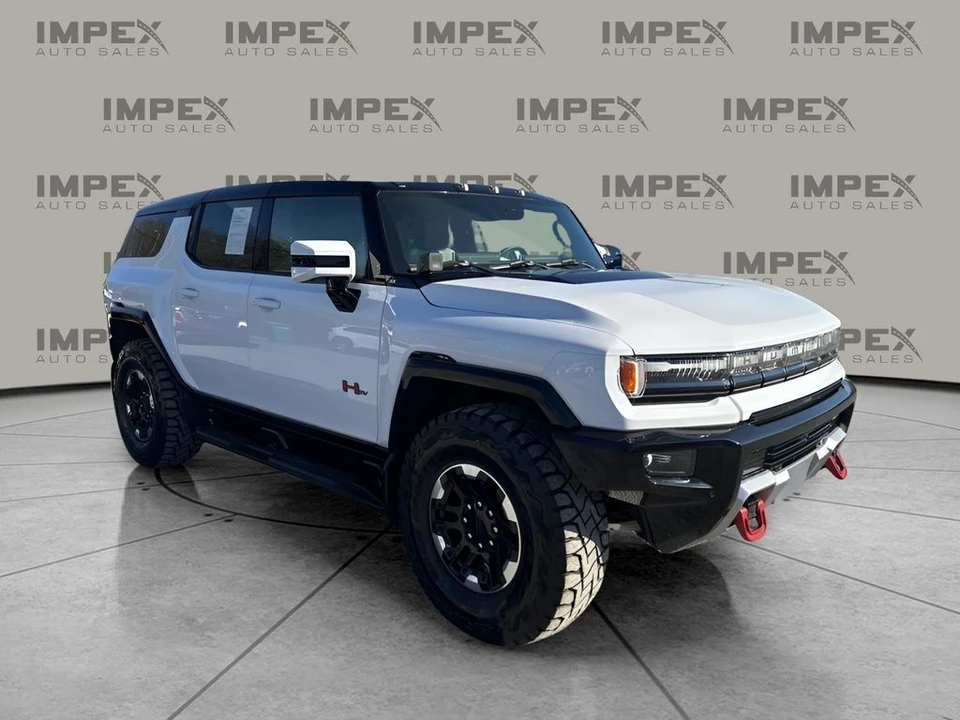 2025 GMC Hummer EV - Image 7 of 12