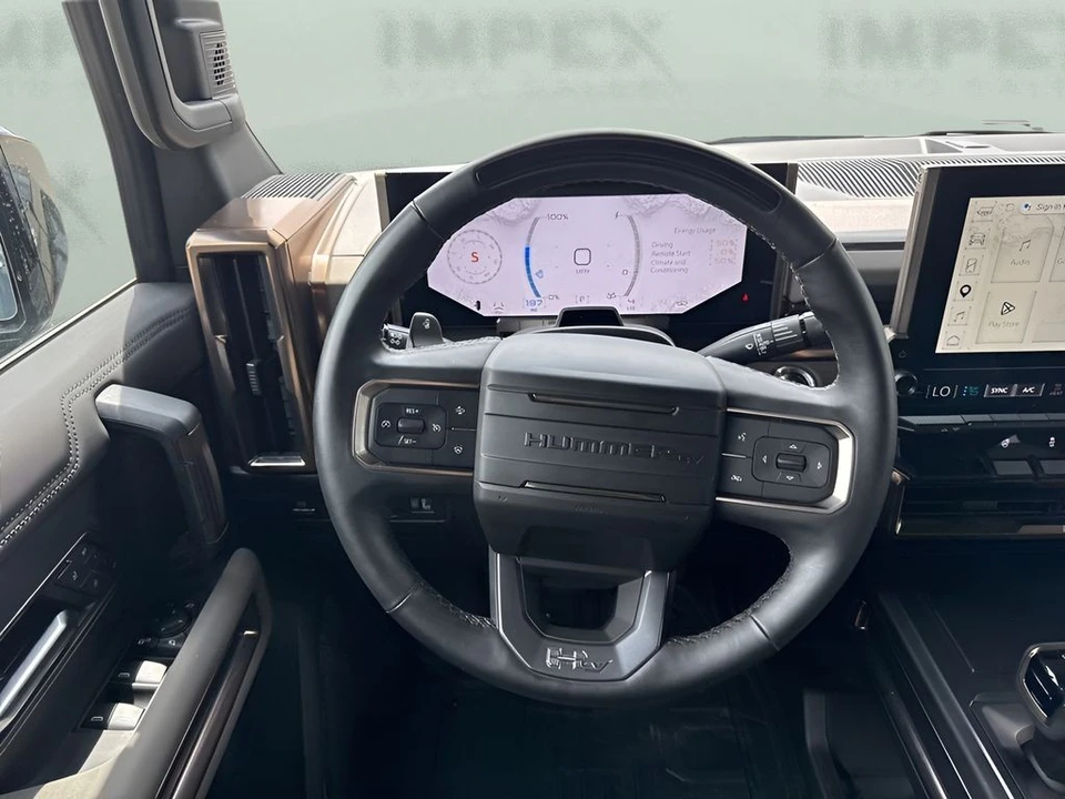 2025 GMC Hummer EV - Image 29 of 31