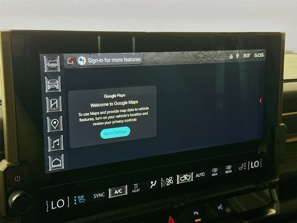 2025 GMC Hummer EV - Image 10 of 21
