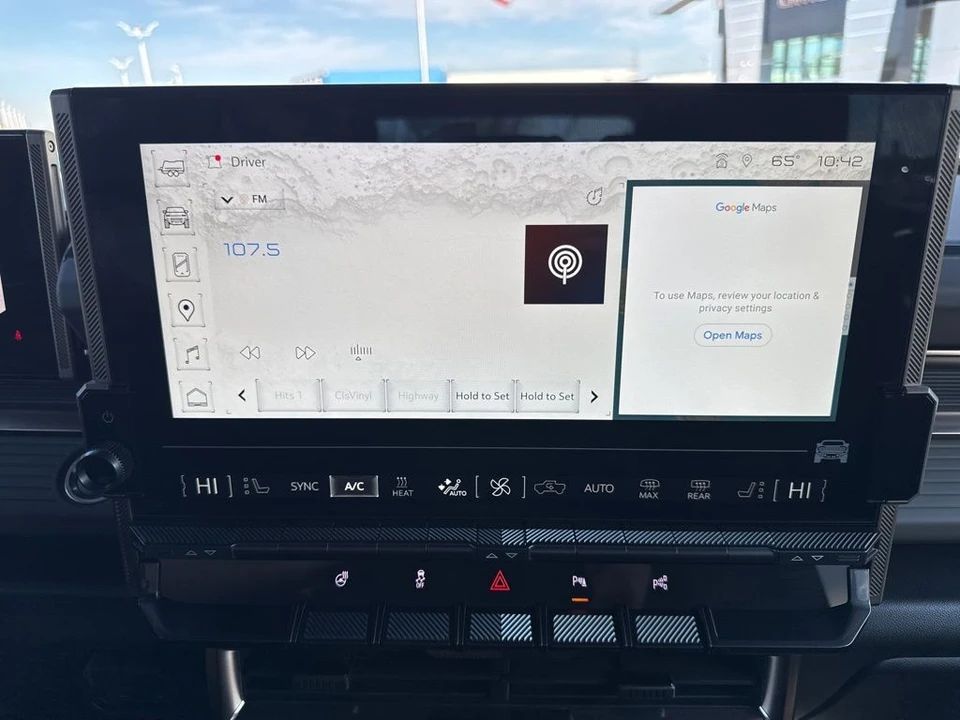 2025 GMC Hummer EV - Image 19 of 21