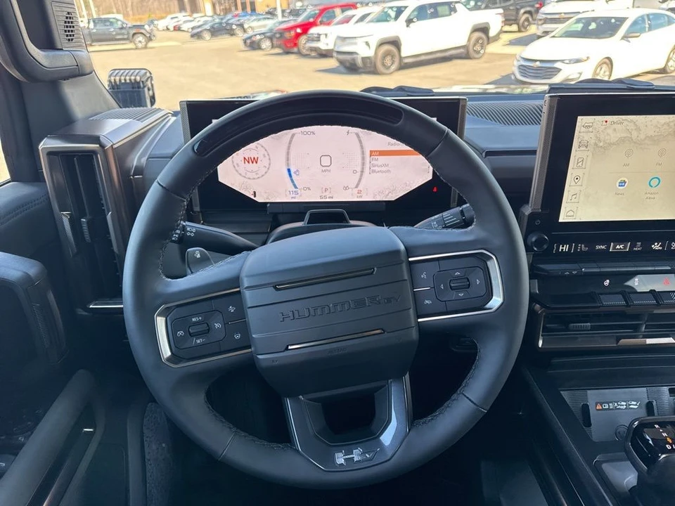 2025 GMC Hummer EV - Image 15 of 21