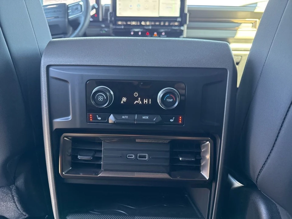2025 GMC Hummer EV - Image 13 of 21