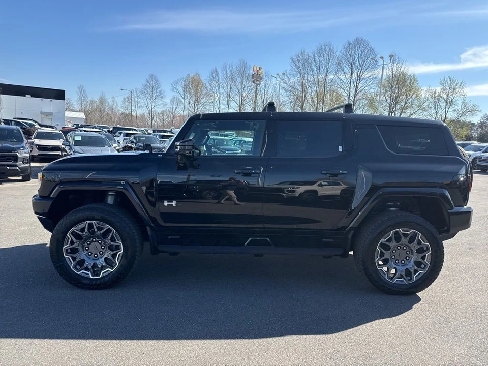 2025 GMC Hummer EV - Image 2 of 21
