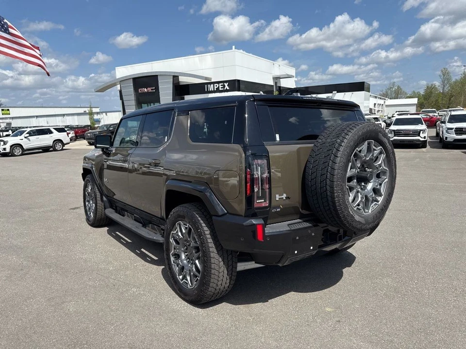 2025 GMC Hummer EV - Image 3 of 21