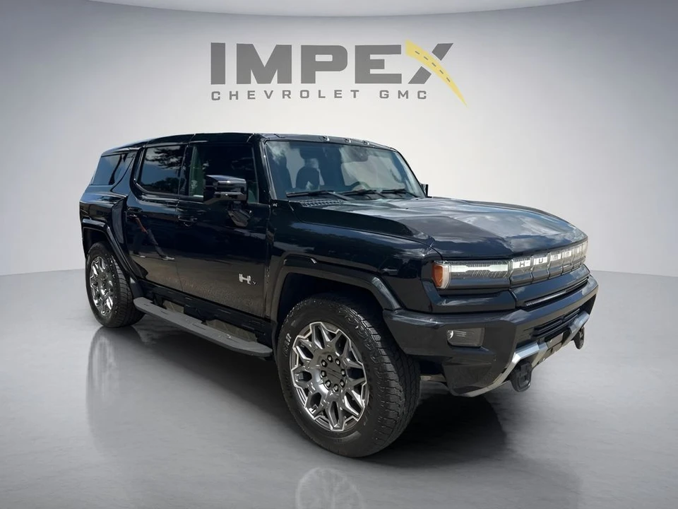 2025 GMC Hummer EV - Image 7 of 31