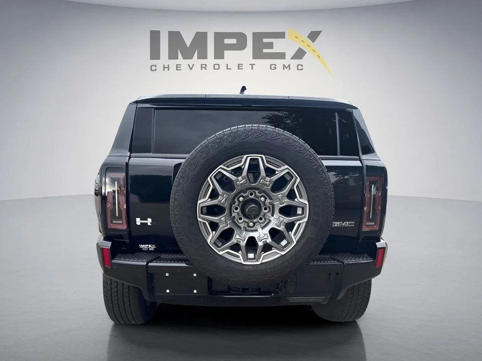 2025 GMC Hummer EV - Image 4 of 31