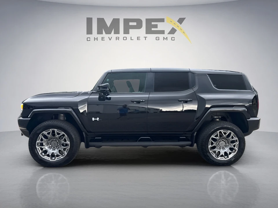 2025 GMC Hummer EV - Image 2 of 31