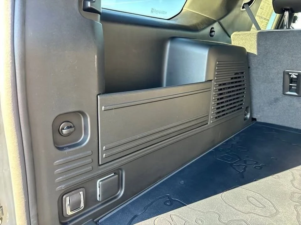 2025 GMC Hummer EV - Image 7 of 20