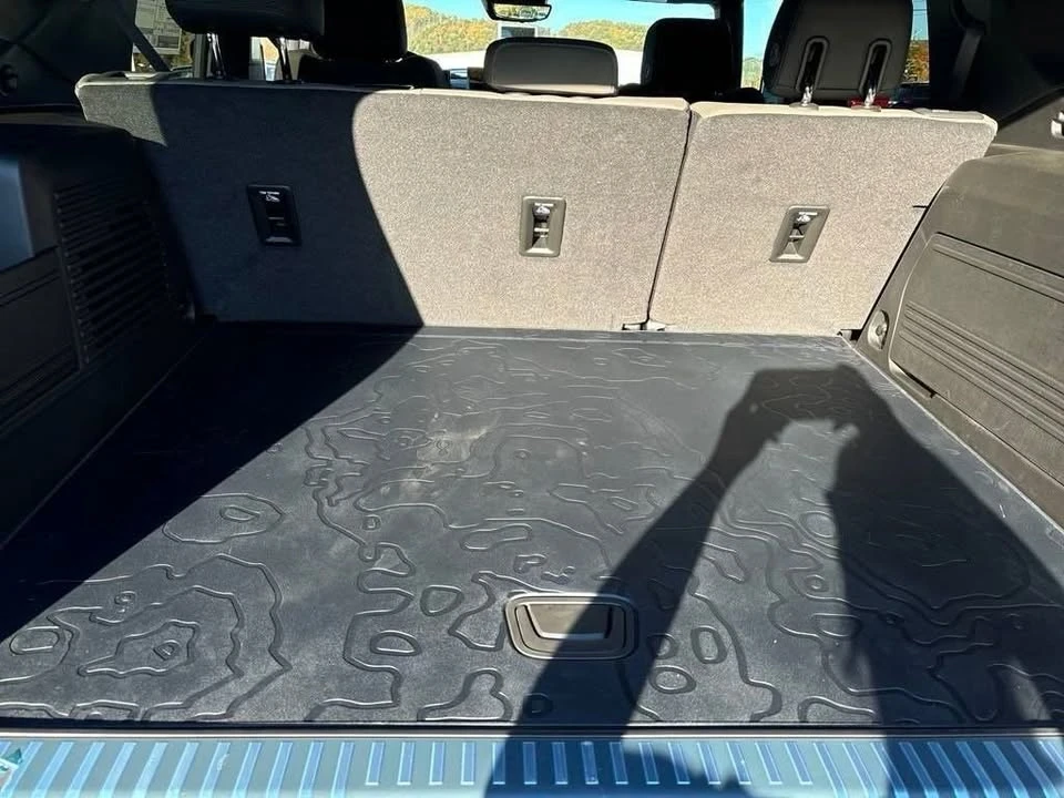 2025 GMC Hummer EV - Image 6 of 20