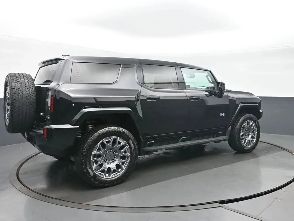2025 GMC Hummer EV - Image 3 of 16