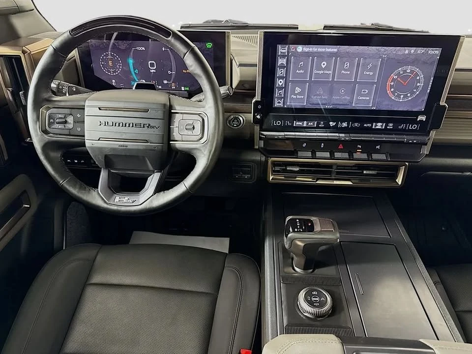 2025 GMC Hummer EV - Image 17 of 20
