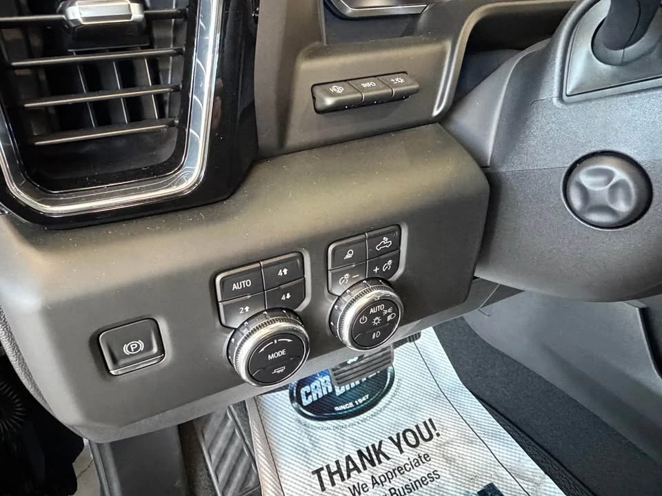 2025 GMC Sierra 5th Gen - Image 9 of 9