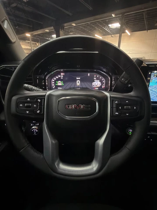 2025 GMC Sierra 5th Gen - Image 8 of 20