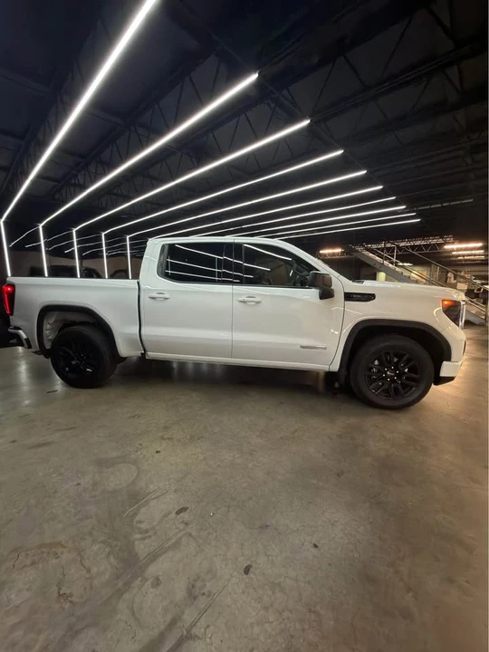 2025 GMC Sierra 5th Gen - Image 11 of 20