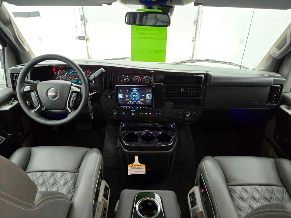 2025 GMC Savana - Image 2 of 21