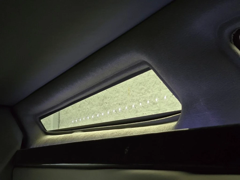 2025 GMC Savana - Image 20 of 21