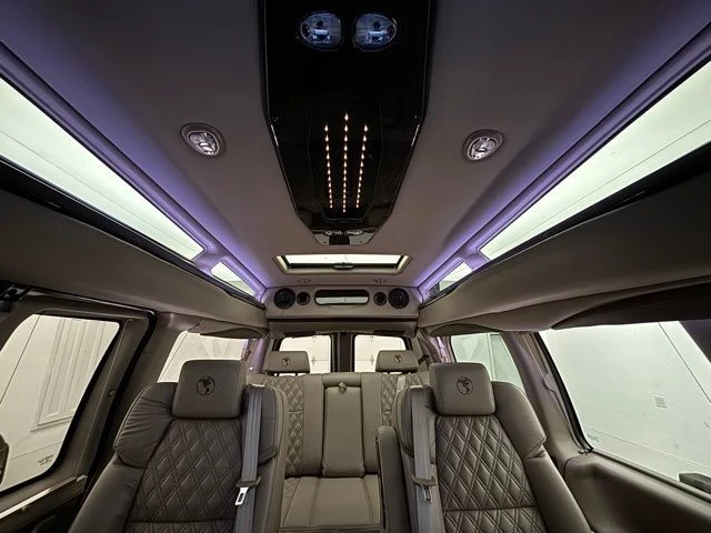 2025 GMC Savana - Image 2 of 21